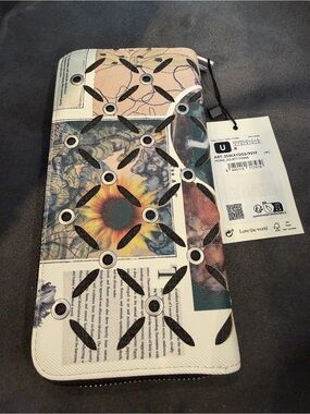 NEW Desigual wallet